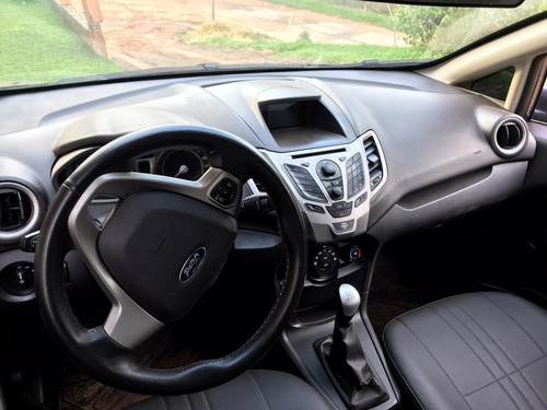 Imagem 6 de 9 de Ford New Fiesta