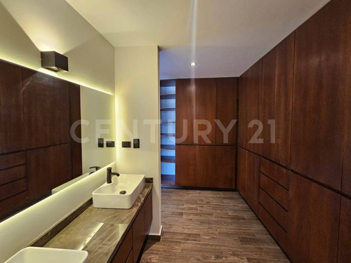Venta Casa 3 Recámaras & Cuarto Servicio Parque Tlaxcala,lomas De Angelópolisiii