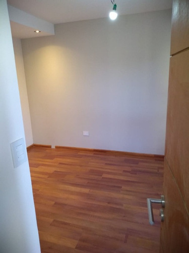 Imagen 13 de 14 de Departamento Tipo Casa En Permuta En Remedios De Escalada Este