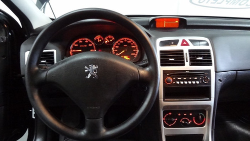 307 Sedan Presence Pack 1.6 16v (flex)