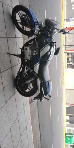 Bajaj V15
