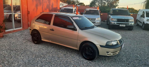 Volkswagen Gol Sedan