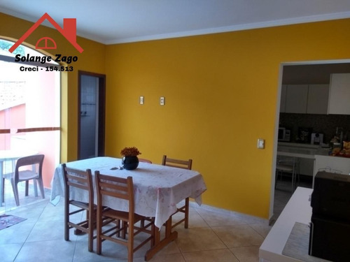 Linda Casa De Rua - 3 Dorms - 180 M² - 1957
