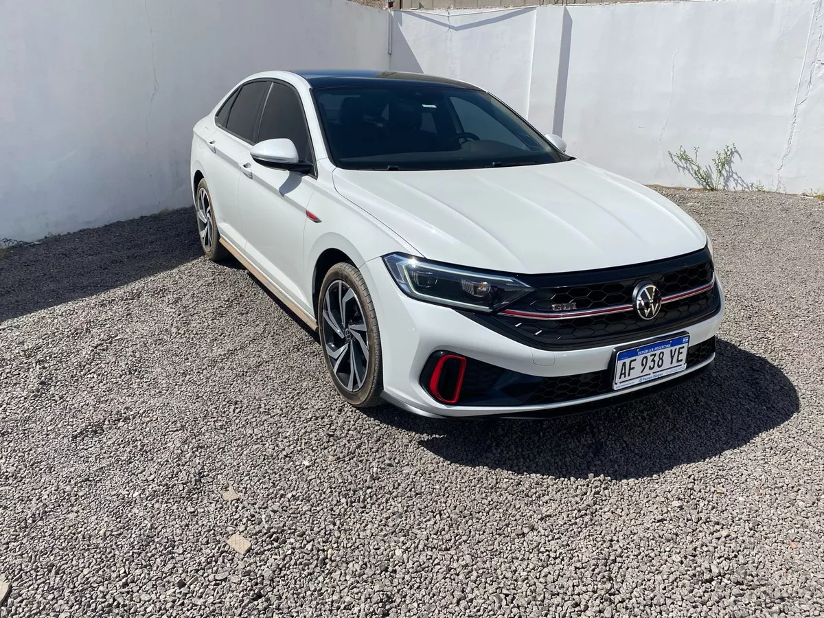 Volkswagen Vento 2.0 Tsi Gli 211cv App Connect + Nav