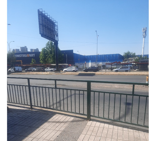 Condominio Las Palmas , Depto. Con Estacionamiento