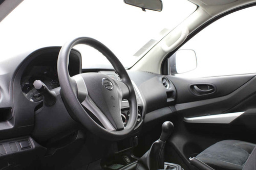 Imagen 9 de 15 de Nissan Doble Cabina Np300 2020 4p S L4/2.5 Man A/c