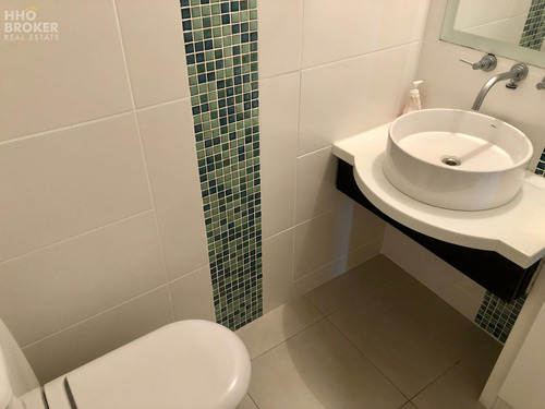 Apartamento En Venta Y Alquiler Torre Manhattan. Punta Del Este. Aidy Gril.