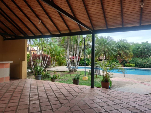 Imagen 2 de 12 de Townhouse En En Venta Tazajal Adriana Dudamell 04144722734 Cod 143292
