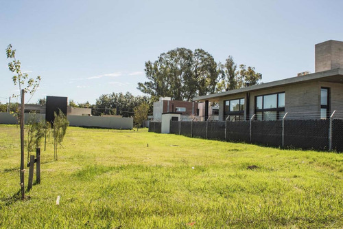 Imagen 10 de 12 de Lotes En Venta Barrio San Patricio Ii 141 Y 515