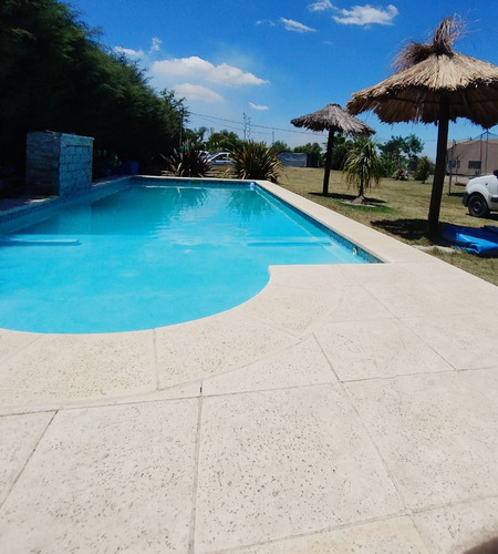 Alquiler Quinta- Pileta - Parrilla - Horno De Barro -cancha De Futbol - Pontevedra-merlo