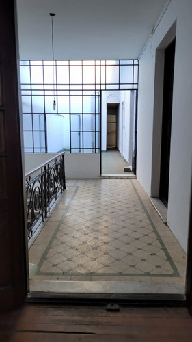 Casa En Alquiler Uso Profesional, Comercial O Institucional - Centro Sarmiento 1000 - Excelente Ubicación