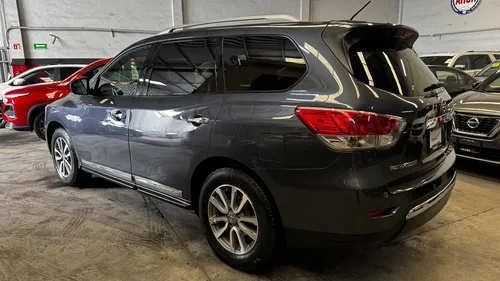 Nissan Pathfinder 3.5 Advance At
