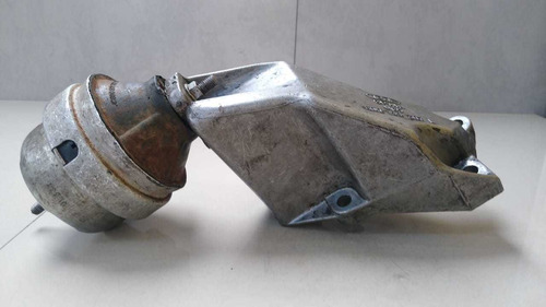 Suporte Coxim Motor Esquerdo Vw Passat 1.8 1999 A 2001