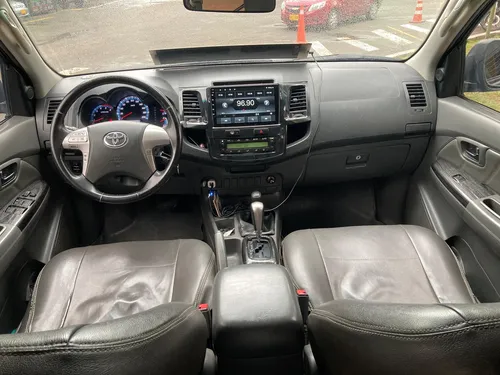 Toyota Hilux 3.0 Srv