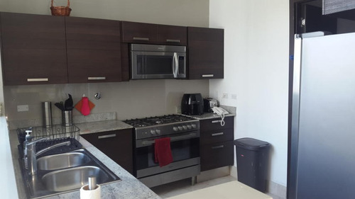 Imagen 6 de 13 de Venta De Apartamento En Grand Tower, Punta Pacífica 17-3165