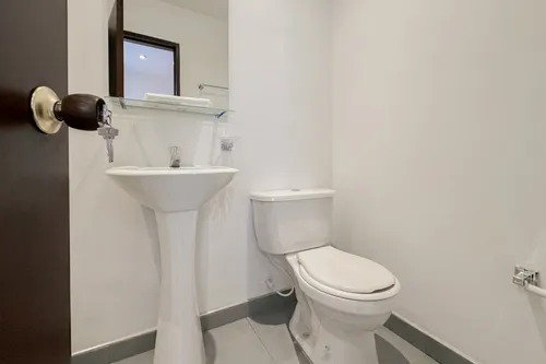 Apartamento En Arriendo/venta En Los Rosales. Cod A7442