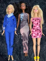 Comprar Lote De Muñecas Barbies Varias En Buenas Condiciones