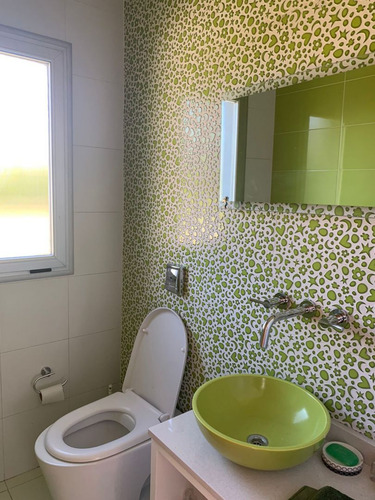 Casa En Venta En Buenos Aires Village