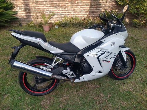 Imagen 12 de 15 de Daelim Vjf 250 Roadwin
