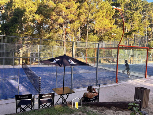 Casas en Costa Esmeralda 200-300k