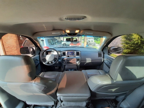Imagem 4 de 8 de Motorhome Dodge Ram 4x4 Com Grand Camper