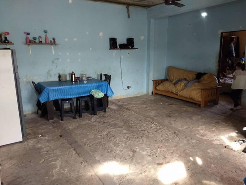 Imagen 11 de 14 de Propiedad Con 2 Locales Comerciales Y 3 Departamentos