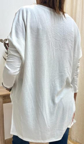 Sweater Remera Mujer Suelto Basico Cuello V Nelly Peonia