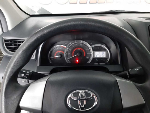 Imagen 9 de 14 de Toyota Avanza 2017 1.5 Le At