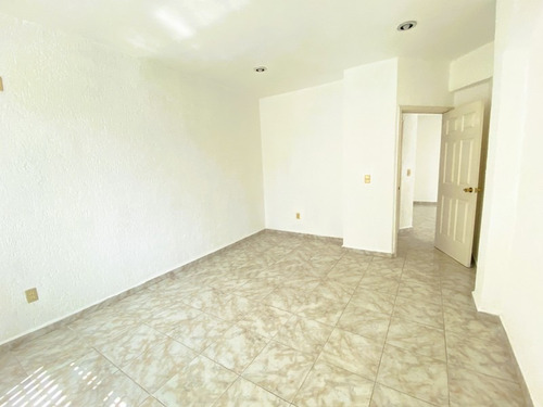 En Renta Anual Casa Sin Muebles En Lomas De Cocoyoc