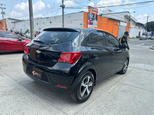 Chevrolet Onix 1.4 Ltz 5 p