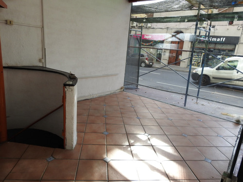 Casablanca - Galería Libertador , Local Al Frente