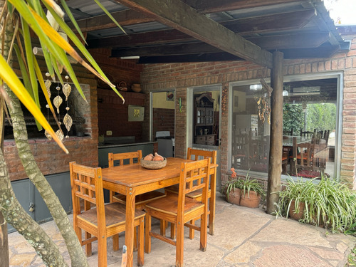 Venta Casa En El Centro Del Barrio El Trebol Apto Credito