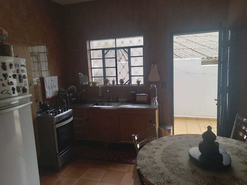 Casa Com 2 Dormitórios + Edícula - Butantã - Fl46