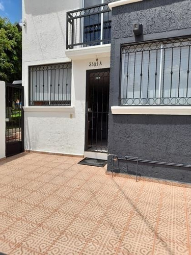 Imagen 2 de 19 de Casa En Venta En Fraccionamiento Revolución.