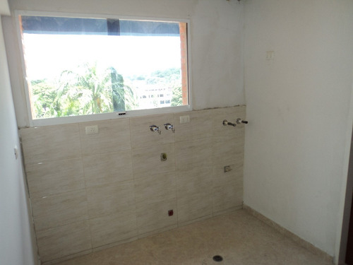 Imagen 7 de 12 de A98 Consolitex Vende Apto Continental Garden 04144117734