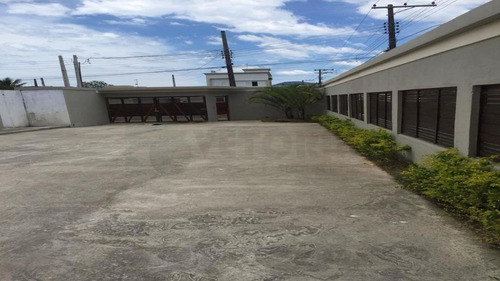 Sobrado Residencial À Venda, Pontal De Santa Marina, Caraguatatuba. - So0034