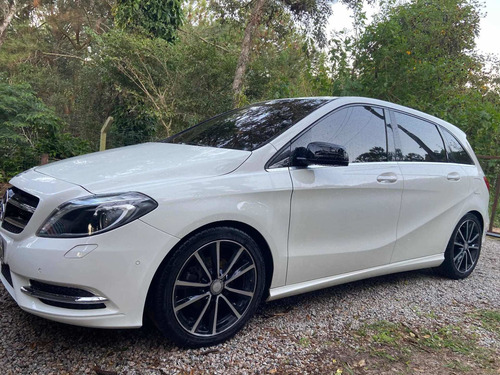 Mercedes Bens