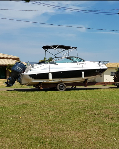 Lancha Focker 215