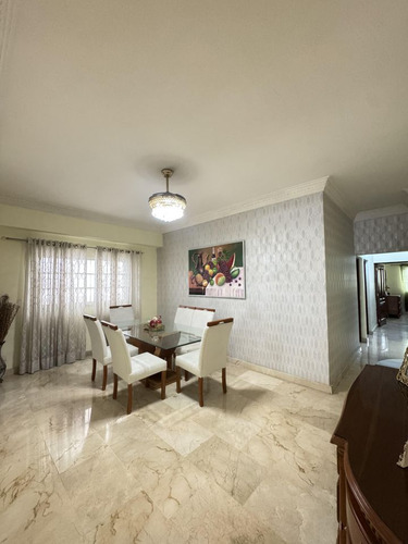 En Venta Apartamento En El Vergel