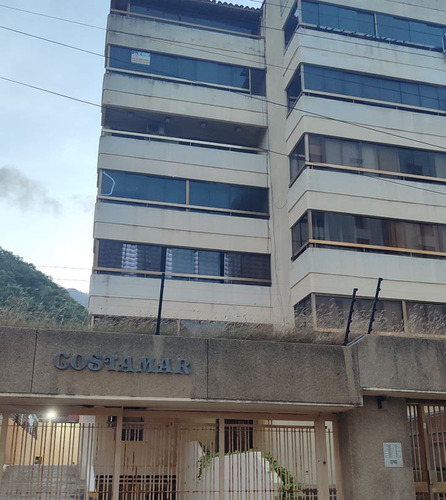 Se Vende  Apartamento 74m2. 2h/1b/1p. La Guaira.