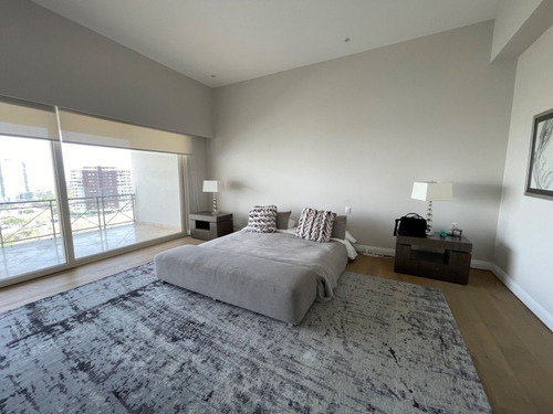 Vendo O Rento Pent House En Bosque Real