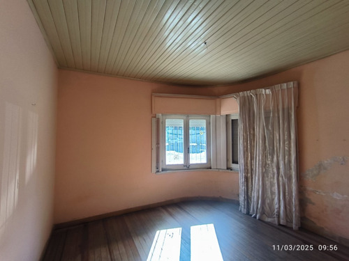 Venta Casa 5 Dormitorios Centro Con Cochera