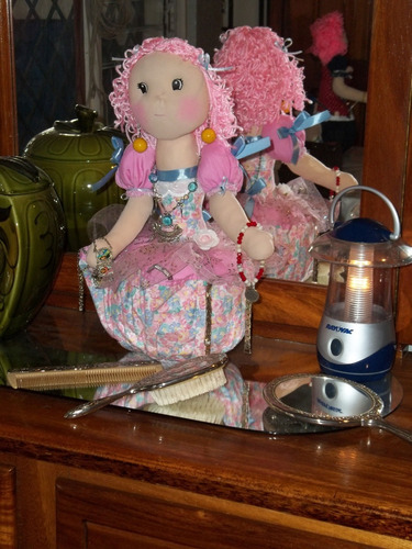 Muñeca Utilitaria