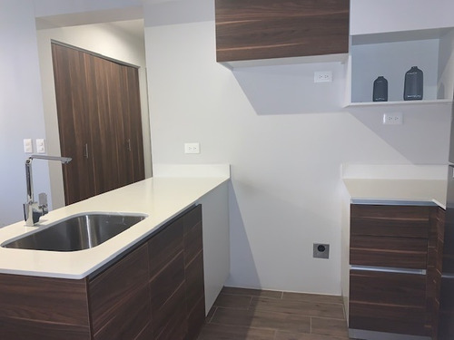 Imagen 5 de 11 de Venta De Apartamento Primer Nivel En Zona 16 Kanajuyu