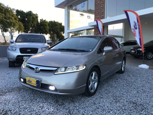 Honda Civic 1.8 Lxs 16v Flex 4p Manual