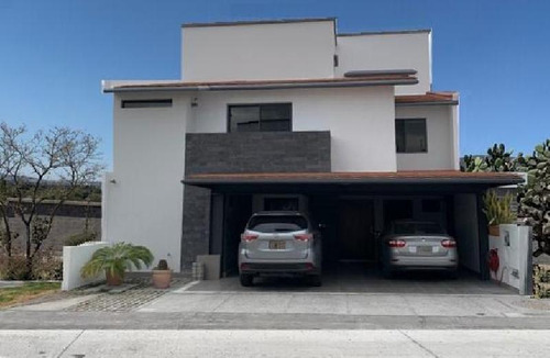 Casa En Condominio En Venta En Cumbres Del Cimatario, Huimilpan, Querétaro