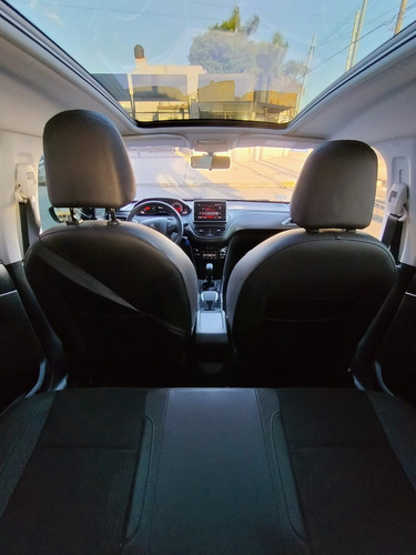 Peugeot 2008 1.6 Feline