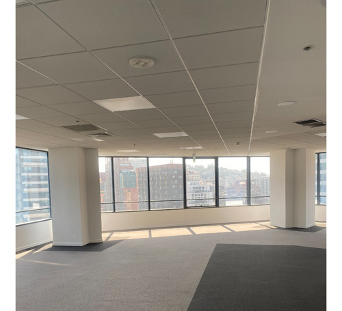 Increible Open Space 518m2 En Barrio Titanium