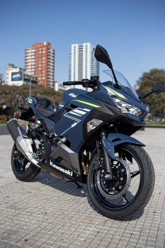 Imagen 16 de 25 de Lider Moto Kawasaki Ninja 400 Deportiva