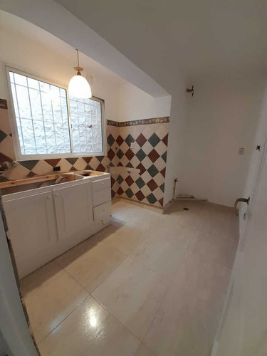 Chalet 5 Amb 140 Mts² Semi Lote Centro Diversos Fines Orden De Vender